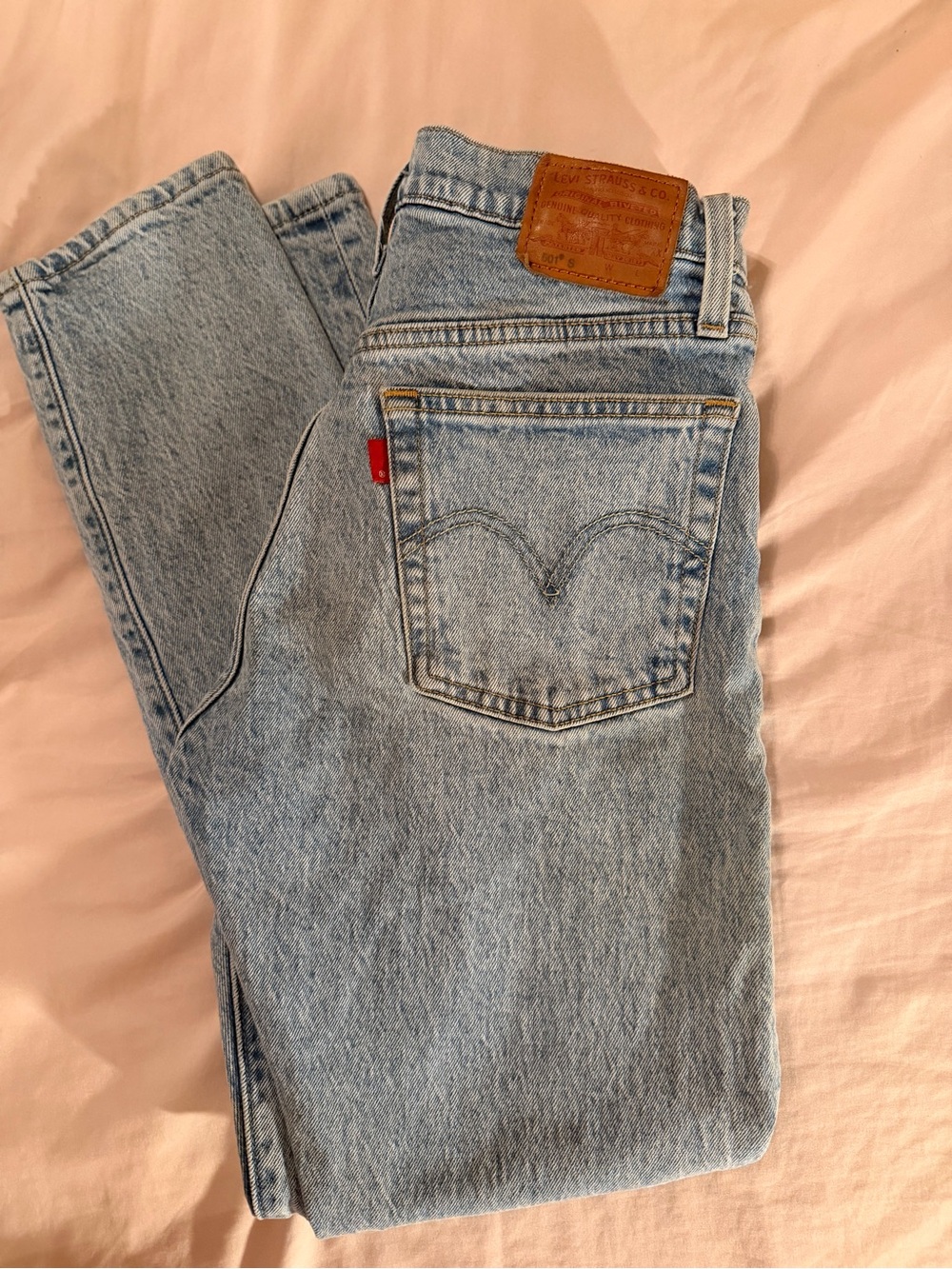 Levi's Women's Light Blue Straight Leg Jeans